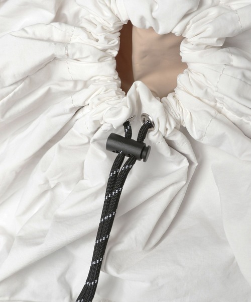 niko and...（ニコアンド）の「オリジナルWポケットナップサック（バックパック/リュック・レディース・ブラック/アイボリー/ブルー・0）」の9枚目の写真