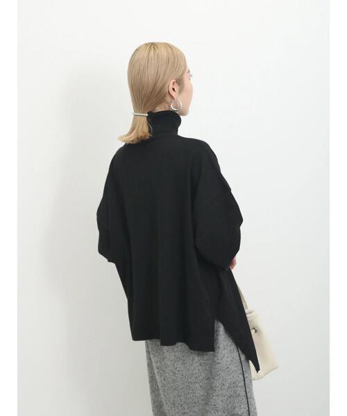 Samansa Mos2 blue（サマンサモスモスブルー）の「◎アシンメトリータートルニット（ニット/セーター・レディース・ブラック/ブルー/グレー・F）」の13枚目の写真