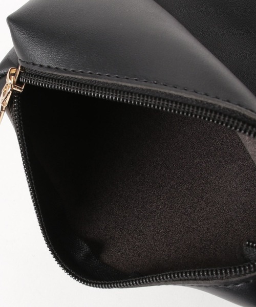 E&C closet…（イーアンドシークローゼット）の「フェイクレザートートバッグ(ポーチ付き)（ショルダーバッグ・レディース・グレイッシュベージュ/ブラック/ブラウン/ダークブラウン/ベージュ・FREE）」の13枚目の写真