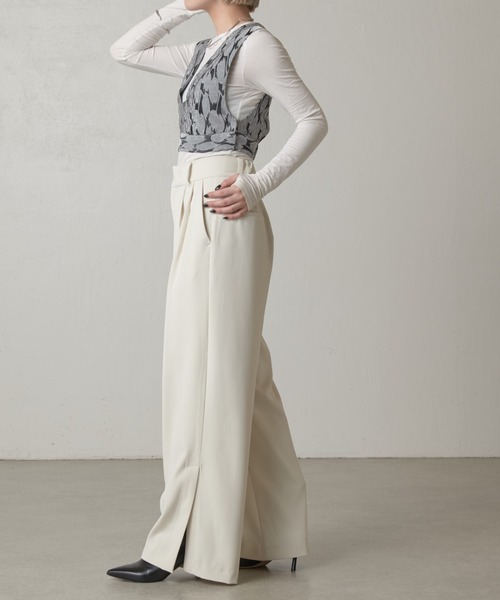 Lui's(ルイス)の「ハイウエストサイドベンツスリットワイドパンツ(その他パンツ・レディース・オフホワイト/ブラック・FREE)」の21枚目の写真