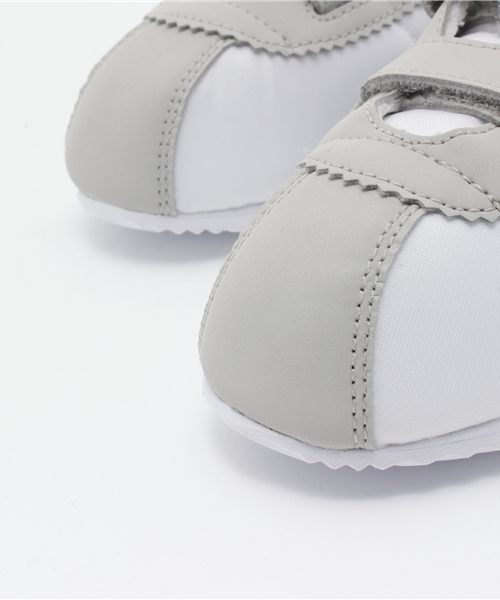 NIKE（ナイキ）の「ベビー キッズ ナイキ コルテッツ ナイロン NIKE CORTEZ NYLON TDV 749497-100（スニーカー・キッズ・ホワイト・13cm/14cm/16cm/15cm）」の5枚目の写真