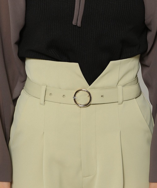 mysty woman(ミスティウーマン)の「バックルベルトストレートパンツ 104446(その他パンツ・レディース・イエロー系その他/ブラック/アイボリー・FREE)」の12枚目の写真