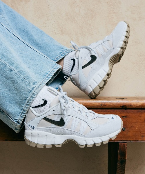 ナイキ エア フマラ ウィメンズシューズ NIKE（ナイキ）の「ナイキ エア フマラ ウィメンズシューズ