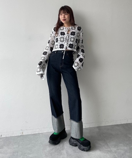 PAGEBOY(ページボーイ)の「WEB限定アイテム/ターンUPデニムパンツ(デニムパンツ・レディース・ネイビー/ブルー・25inch/26inch)」の6枚目の写真