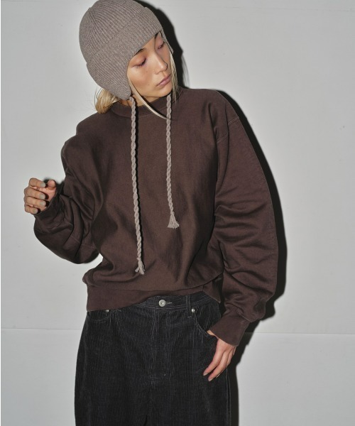 TODAYFUL（トゥデイフル）の「Ear Flap Beanie（キャップ・レディース・チャコールグレー/グレイッシュベージュ・FREE）」の4枚目の写真