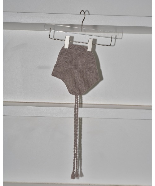 TODAYFUL（トゥデイフル）の「Ear Flap Beanie（キャップ・レディース・チャコールグレー/グレイッシュベージュ・FREE）」の18枚目の写真