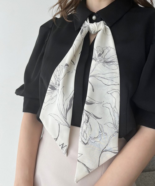 one after another NICE CLAUP（ワンアフターアナザーナイスクラップ）の「スカーフ付きブラウス【ZOZO限定商品】（シャツ/ブラウス・レディース・ホワイト系その他/ベージュ/ブラック/オフホワイト・FREE）」の5枚目の写真