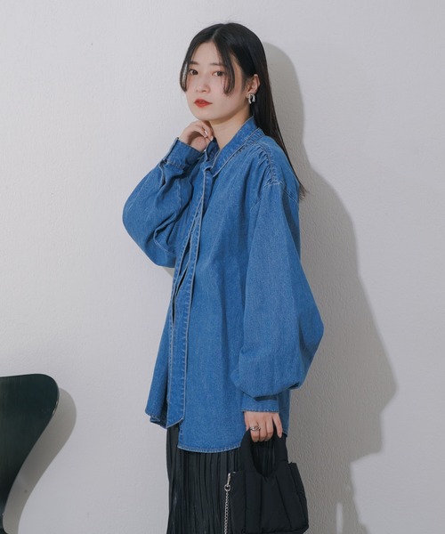 Kastane（カスタネ）の「【2WAY/取り外し可能】デニムボウタイブラウス（シャツ/ブラウス・レディース・ブラック/インディゴブルー・FREE）」の4枚目の写真