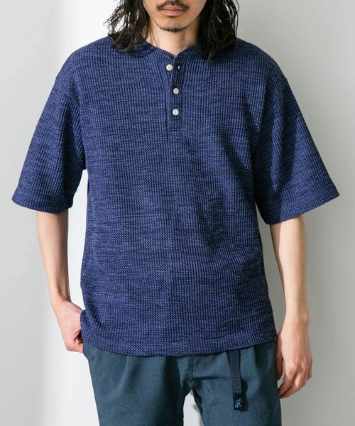 URBAN RESEARCH Sonny Label(アーバンリサーチサニーレーベル)の「ワッフルヘンリーショートスリーブTシャツ(Tシャツ/カットソー・メンズ・オフホワイト/カーキ/ネイビー・MEDIUM/LARGE)」の1枚目の写真