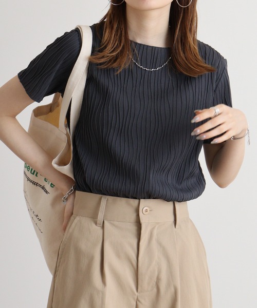 atONE(アットワン)の「atONE リップルストライプ半袖Tシャツ(Tシャツ/カットソー・レディース・グレー系その他/ブラック/チャコール/ブルー/カーキ・M/L)」の18枚目の写真