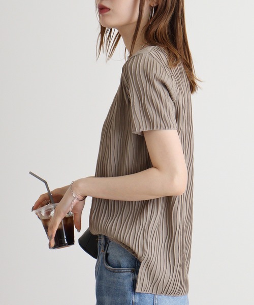 atONE(アットワン)の「atONE リップルストライプ半袖Tシャツ(Tシャツ/カットソー・レディース・グレー系その他/ブラック/チャコール/ブルー/カーキ・M/L)」の14枚目の写真
