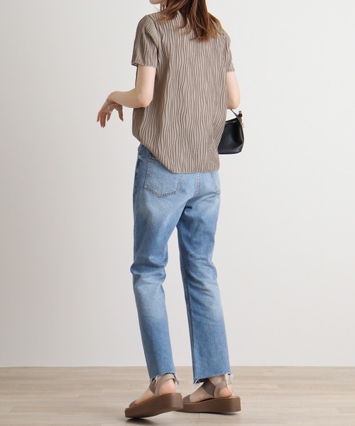atONE(アットワン)の「atONE リップルストライプ半袖Tシャツ(Tシャツ/カットソー・レディース・グレー系その他/ブラック/チャコール/ブルー/カーキ・M/L)」の15枚目の写真