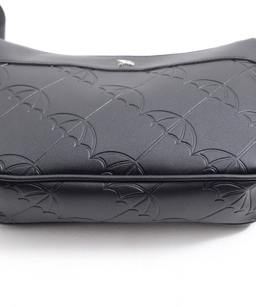 Arnold Palmer（アーノルドパーマー）の「アンブレラエンボス フェイクレザー ショルダーバッグ（ショルダーバッグ・レディース・オフホワイト/ブラック・F）」の6枚目の写真