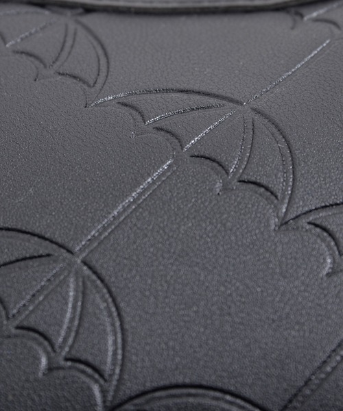 Arnold Palmer（アーノルドパーマー）の「アンブレラエンボス フェイクレザー ショルダーバッグ（ショルダーバッグ・レディース・オフホワイト/ブラック・F）」の7枚目の写真