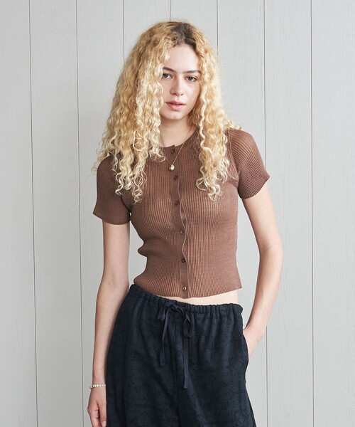 H BEAUTY&YOUTH UNITED ARROWS（エイチビューティーアンドユース