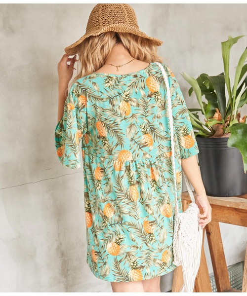 anap mimpi（アナップミンピ）の「パイナップル Vネック 切替 チュニック トップス（チュニック・レディース・ミント/ネイビー・FREE）」の21枚目の写真