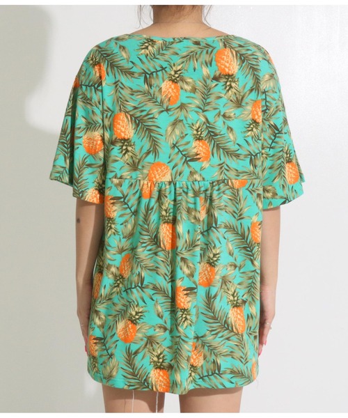 anap mimpi（アナップミンピ）の「パイナップル Vネック 切替 チュニック トップス（チュニック・レディース・ミント/ネイビー・FREE）」の5枚目の写真