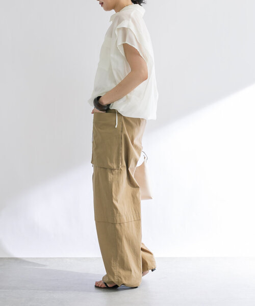 RIVE DROITE（リヴドロワ）の「【華やかシアーアイテム】バルーンシアーショートシャツ（シャツ/ブラウス・レディース・アイボリー/ブラウン/ミント・FREE）」の6枚目の写真