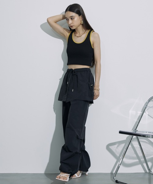 SEN TOKYO(セントーキョー)の「レイヤードデザインがお洒落。カーゴスカートパンツ(カーゴパンツ・レディース・ブラック/カーキ・M/L)」の3枚目の写真