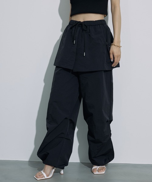 SEN TOKYO(セントーキョー)の「レイヤードデザインがお洒落。カーゴスカートパンツ(カーゴパンツ・レディース・ブラック/カーキ・M/L)」の10枚目の写真