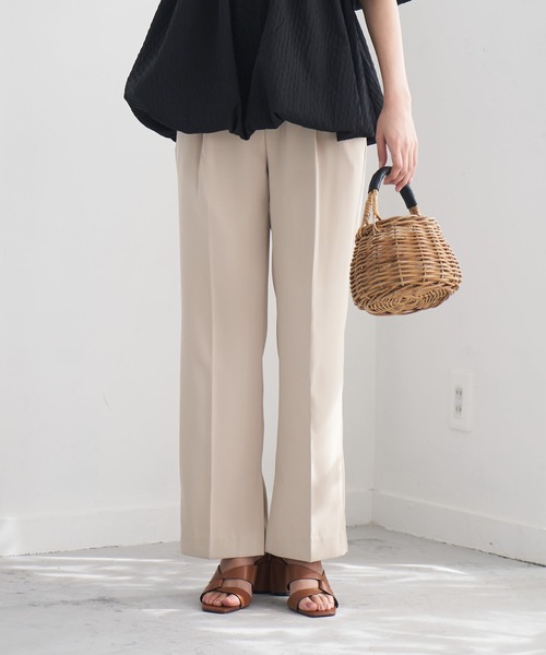 Stylevoice for xxx(スタイルヴォイスフォー)の「裾スリットスリムスラックス(スラックス・レディース・ベージュ/ブルー/ブラック・SMALL/MEDIUM)」の2枚目の写真