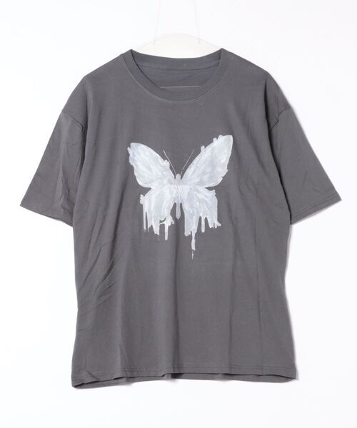 LADY LIKE(レディライク)の「バタフライプリントオーバーサイズTシャツ(Tシャツ/カットソー・レディース・ダークグレー/ブラック/ホワイト/ベージュ・M)」の17枚目の写真