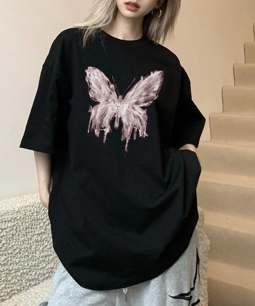 LADY LIKE(レディライク)の「バタフライプリントオーバーサイズTシャツ(Tシャツ/カットソー・レディース・ダークグレー/ブラック/ホワイト/ベージュ・M)」の11枚目の写真