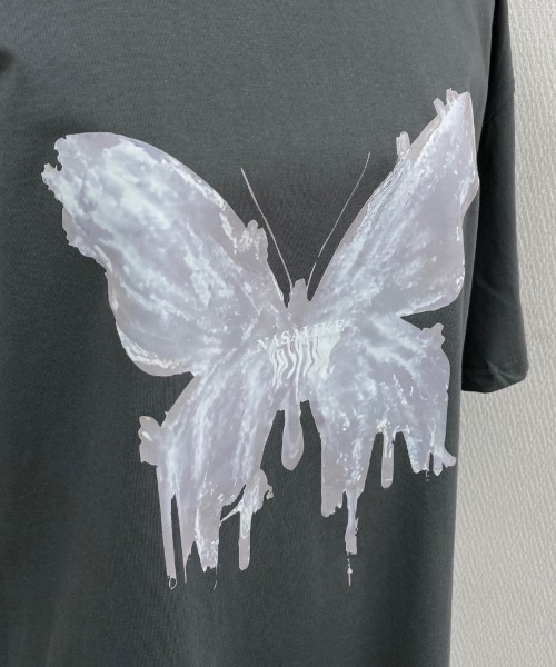 LADY LIKE(レディライク)の「バタフライプリントオーバーサイズTシャツ(Tシャツ/カットソー・レディース・ダークグレー/ブラック/ホワイト/ベージュ・M)」の19枚目の写真