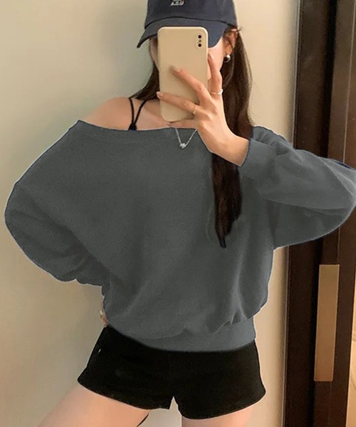 ALTROSE(アルトローズ)の「オフショル スウェット クロップド トップス(Tシャツ/カットソー・レディース・ホワイト/グレー/ブラック/ダークグレー・FREE)」の22枚目の写真