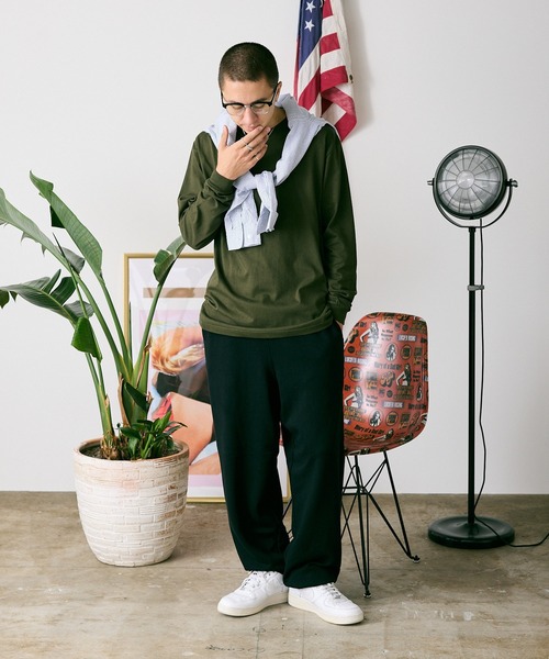 ROOPTOKYO(ループトウキョウ)の「Heavy Weight Cotton L/S T-shirt/5.6オンス ヘビーウェイト リブ付 ロンT クルーネック 無地T(Tシャツ/カットソー・メンズ・ホワイト/ダークブラウン/バーガンディー/ネイビー/杢グレー/ブラック/アーミー・S/M/L/XL)」の13枚目の写真