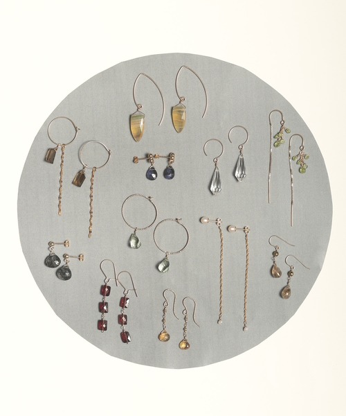 NOIR DE POUPEE（ノワールドプーペ）の「K14GF 天然石スタッド バックキャッチチェーンピアス（ピアス（両耳用）・レディース・ブルー/クリア/パープル/ホワイト・FREE）」の6枚目の写真