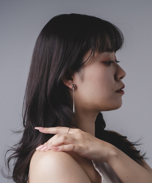 【LES CLEIAS】金メッキのサミーイヤリング 金属アレルギー対応】Os -オズ- ティアドロップ イヤリング