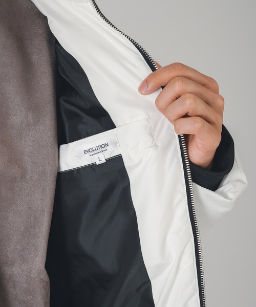 EVOLUTION（エボリューション）の「【FELLEXファイバー綿】袖プリント キルティング / ダウンジャケット（ダウンジャケット/コート・メンズ・レッド/ブラック/オフホワイト・LARGE/MEDIUM/X-LARGE）」の8枚目の写真