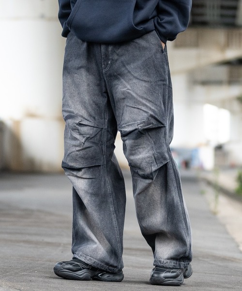 JOHN'S CLOSET（ジョンズクローゼット）の「【13】スプレー/抜染加工 オーバーパンツ（カーゴパンツ・メンズ・ブラック/ダークブラック/ホワイト・MEDIUM/LARGE）」の13枚目の写真