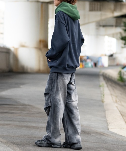 JOHN'S CLOSET（ジョンズクローゼット）の「【13】スプレー/抜染加工 オーバーパンツ（カーゴパンツ・メンズ・ブラック/ダークブラック/ホワイト・MEDIUM/LARGE）」の18枚目の写真