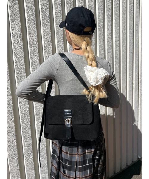 PHILLY（フィリー）の「【PHILLY】スウェードタッチ2WAYショルダー（ショルダーバッグ・レディース・ブラック/ブラウン・FREE）」の5枚目の写真