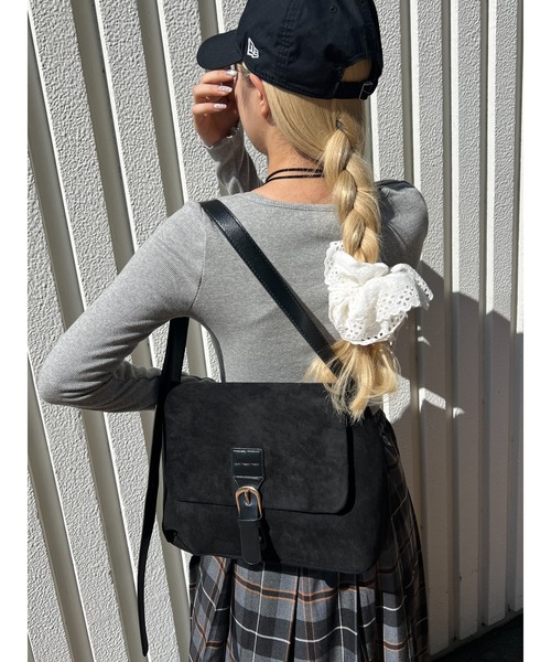 PHILLY（フィリー）の「【PHILLY】スウェードタッチ2WAYショルダー（ショルダーバッグ・レディース・ブラック/ブラウン・FREE）」の6枚目の写真