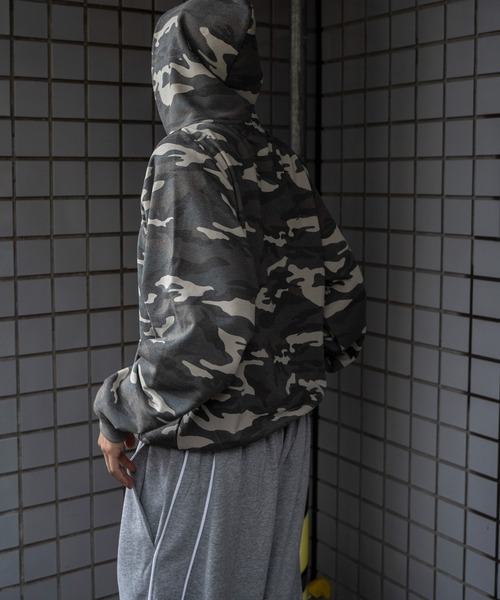 SHORT ROUND（ショートラウンド）の「SHORT ROUND/パターンメタルワンポイントプルパーカー（パーカー・メンズ・その他1/その他2・FREE）」の5枚目の写真