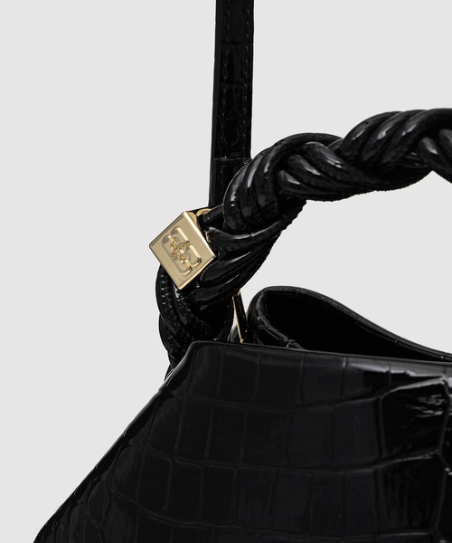 GANNI(ガニー)の「Ganni Bou Bag Small Patent Croco(ハンドバッグ・レディース・ブラック・ONE SIZE)」の4枚目の写真