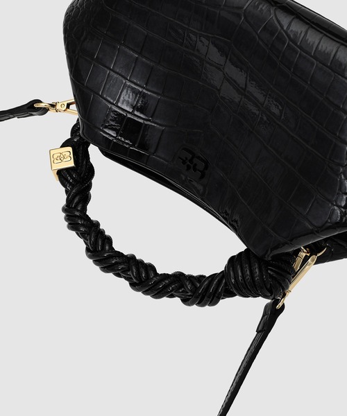 GANNI(ガニー)の「Ganni Bou Bag Small Patent Croco(ハンドバッグ・レディース・ブラック・ONE SIZE)」の6枚目の写真