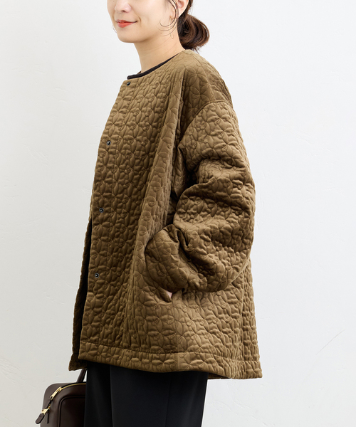 JOURNAL STANDARD(ジャーナルスタンダード)の「別珍キルティングクルーネックミドルブルゾン(ブルゾン・レディース・カーキ/チャコールグレー・FREE)」の9枚目の写真