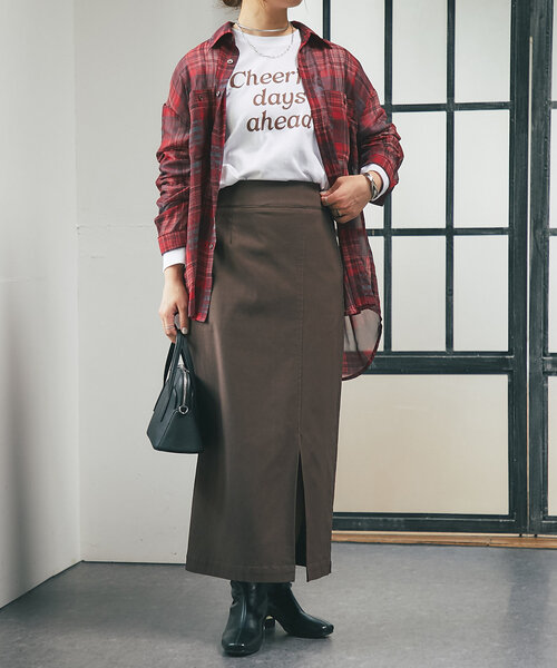 un dix cors（アンディコール）の「《インナーにぴったり》cheerfulロゴロンTee（Tシャツ/カットソー・レディース・ブラウン/ホワイト/チャコールグレー・FREE）」の12枚目の写真