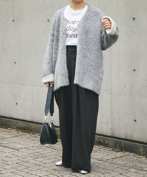 un dix cors（アンディコール）の「《インナーにぴったり》cheerfulロゴロンTee（Tシャツ/カットソー・レディース・ブラウン/ホワイト/チャコールグレー・FREE）」の18枚目の写真