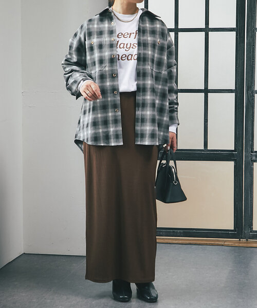 un dix cors（アンディコール）の「《インナーにぴったり》cheerfulロゴロンTee（Tシャツ/カットソー・レディース・ブラウン/ホワイト/チャコールグレー・FREE）」の19枚目の写真