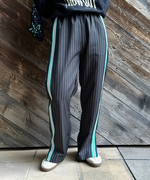 mi via loca（ミヴィアロカ）の「Vintageライク ストライプ ラインパンツ（その他パンツ・レディース・ブラック/グレー/ブラック系その他/ブラック系・FREE）」の5枚目の写真