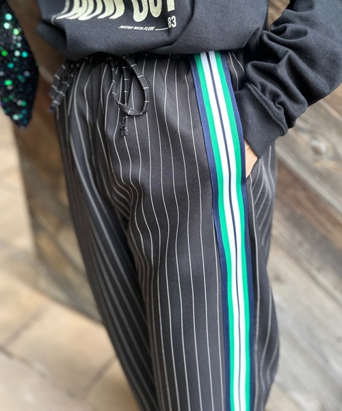 mi via loca（ミヴィアロカ）の「Vintageライク ストライプ ラインパンツ（その他パンツ・レディース・ブラック/グレー/ブラック系その他/ブラック系・FREE）」の13枚目の写真