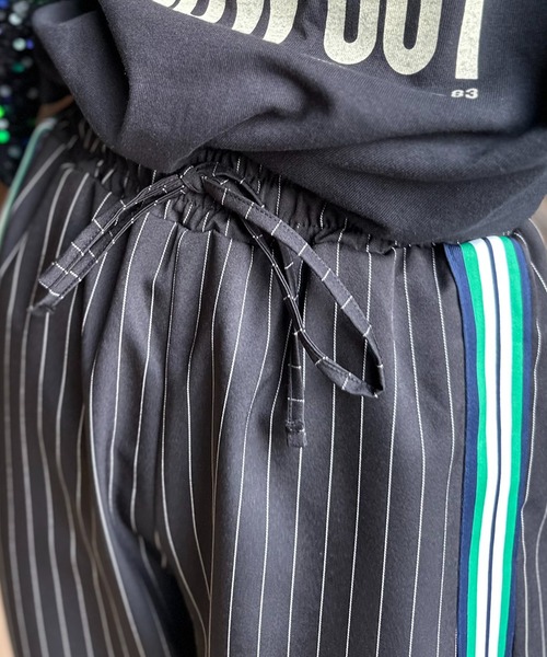mi via loca（ミヴィアロカ）の「Vintageライク ストライプ ラインパンツ（その他パンツ・レディース・ブラック/グレー/ブラック系その他/ブラック系・FREE）」の14枚目の写真