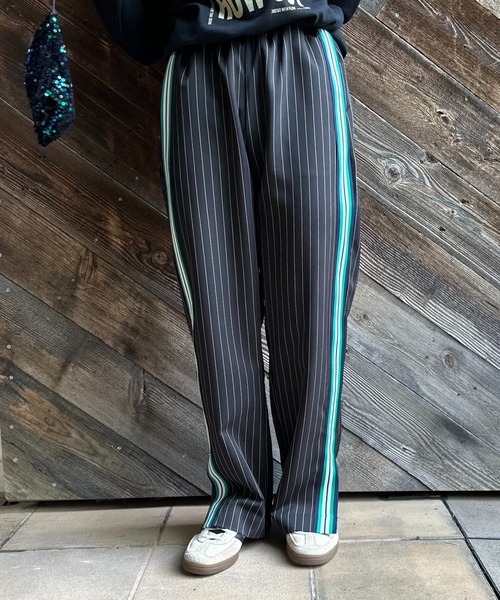 mi via loca（ミヴィアロカ）の「Vintageライク ストライプ ラインパンツ（その他パンツ・レディース・ブラック/グレー/ブラック系その他/ブラック系・FREE）」の7枚目の写真