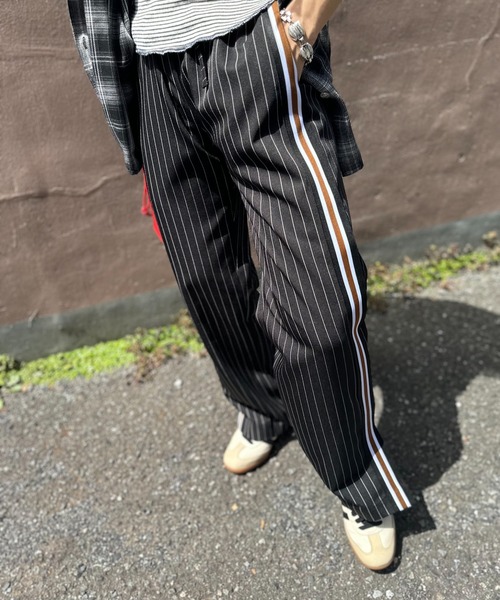 ブラック系　 ※ウエストを折り返して着用
model:154cm 着用サイズ:FREE