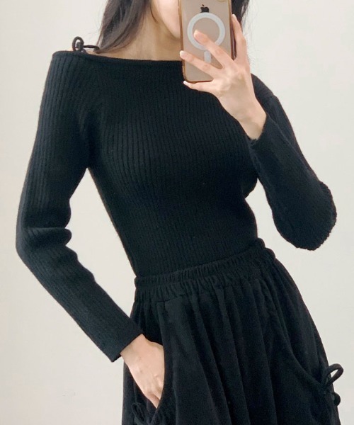 VIVID LADY（ビビッドレディー）の「肩開き リボンニット アシンメトリー リボン リブニット バレエコア（ニット/セーター・レディース・アイボリー/ブラック/レッド・FREE）」の13枚目の写真